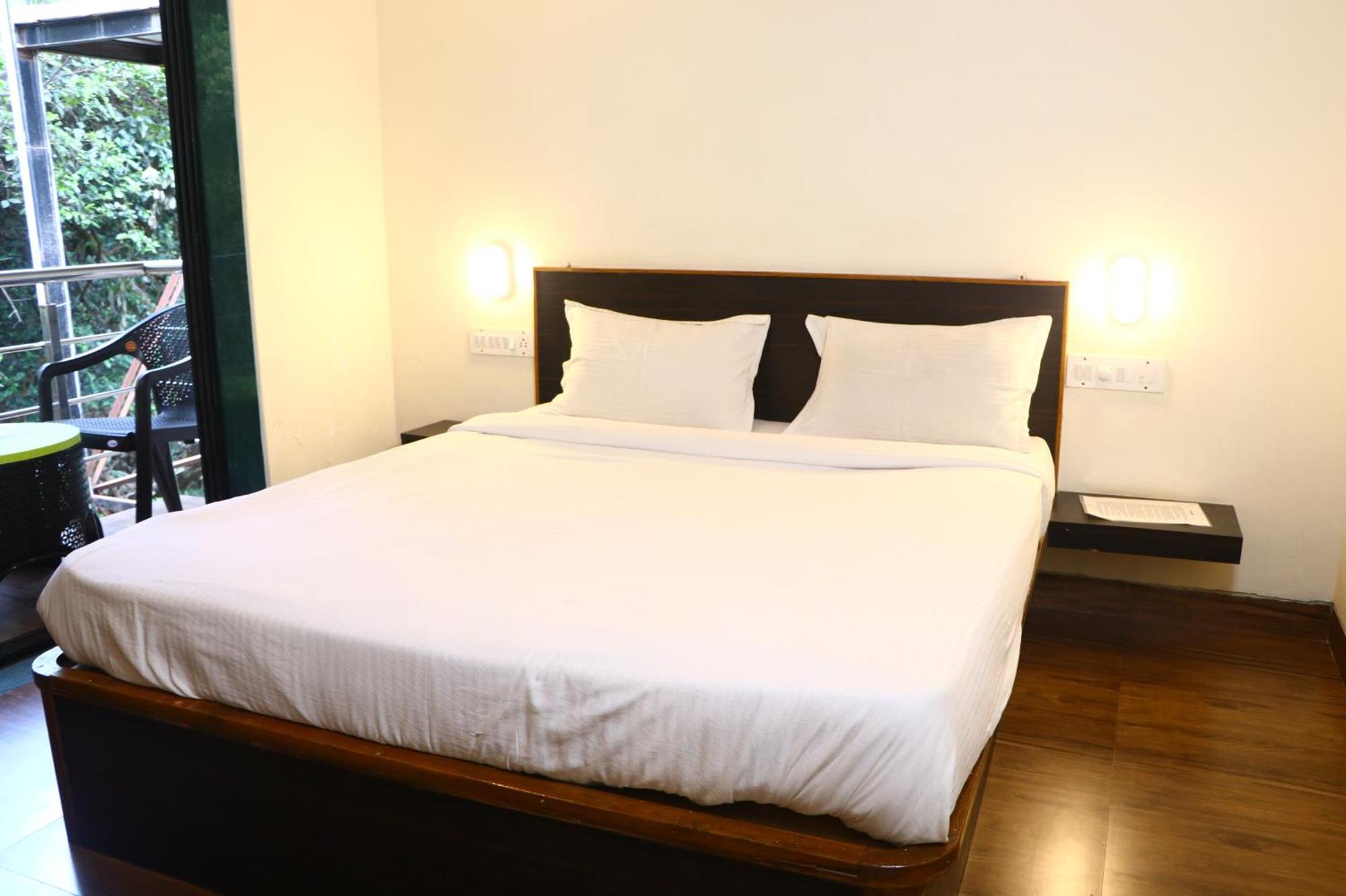 Neuaura Stays Mahabaleshwar Exterior photo